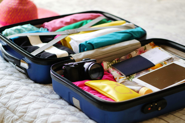 Digital Minimalism for Travelers: Pack Light, Use Smart