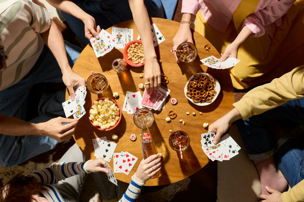 A Step-by-Step Guide to How to Host and Organize the Perfect Game Night with Friends