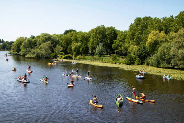 Top Lakeside and River Bank Activities for Adventure, Relaxation, and Fun