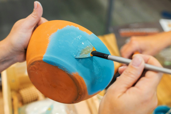 How to Take a Pottery or Ceramic Class as a Beginner: Tips, Tools, Techniques and Benefits