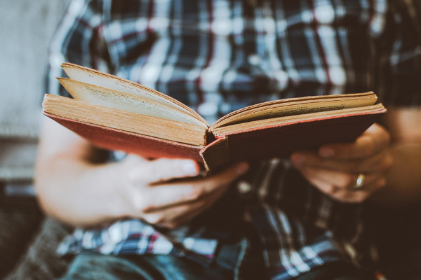 Read More, Live Better: 10 Powerful Benefits of Reading