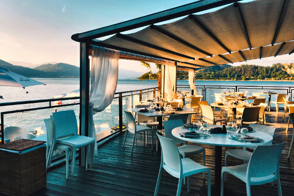 Rooftop Retreats: The Allure of Hotel Bars for Locals and Tourists